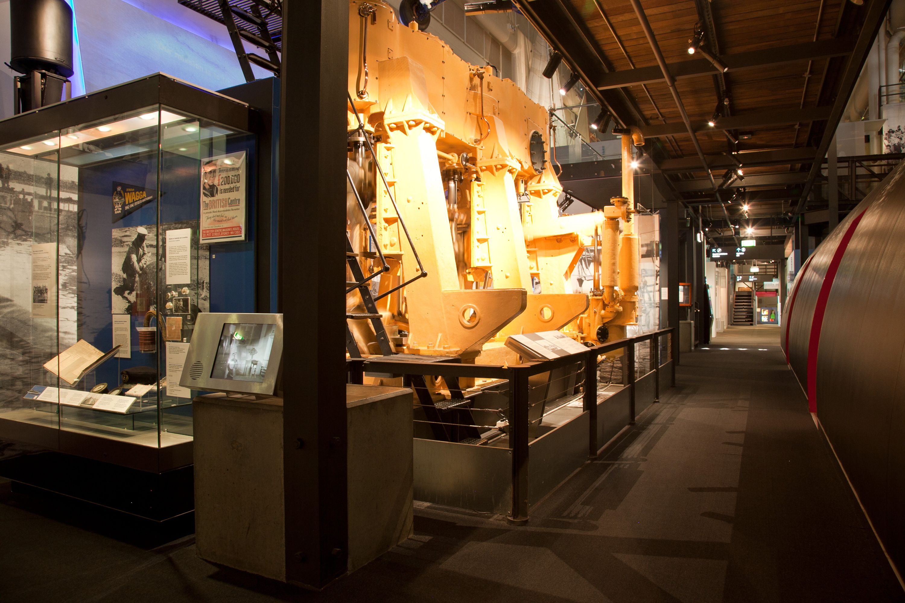 Photo showing a museum gallery